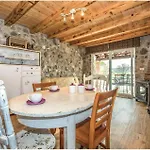 2 Bedroom Stunning In Holiday home
