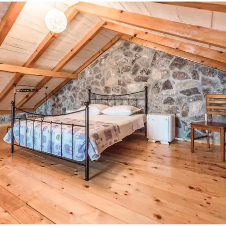 2 Bedroom Stunning In Nyaraló Konjevrate
