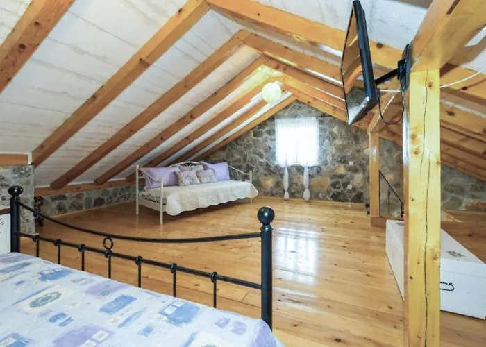 2 Bedroom Stunning In Konjevrate